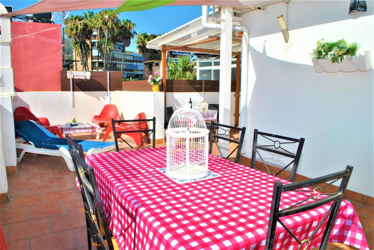 Apartamento Veronica H Malaga Bagian luar foto