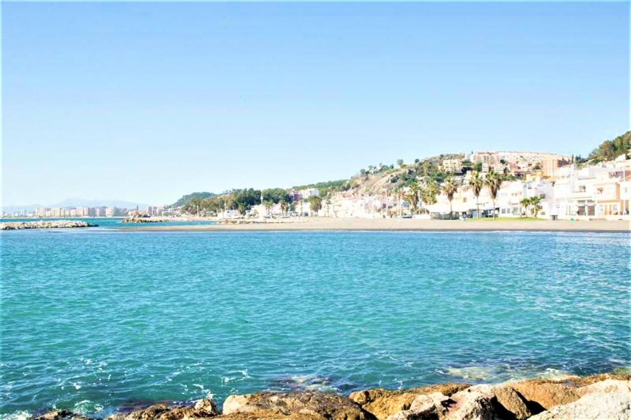 Apartamento Veronica H Malaga Bagian luar foto